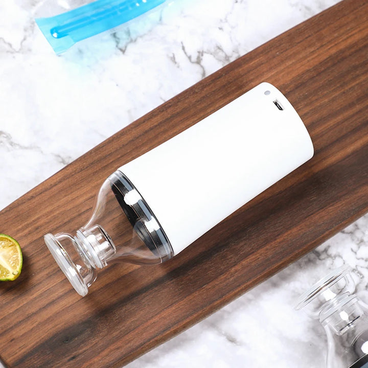 ワンタッチで鮮度キープ！電動真空保存バッグ＆USB充電式ポンプセット